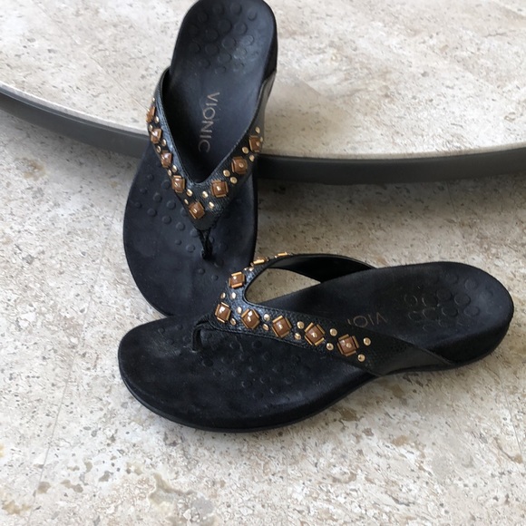 Shoes - Vionic rest Florianna toe post sandal